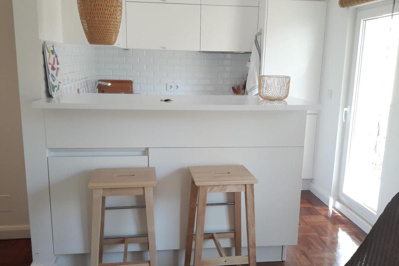 Modern Cosy Flat With Terrace In Campo De Ourique. Apartment Lisbon Exterior photo